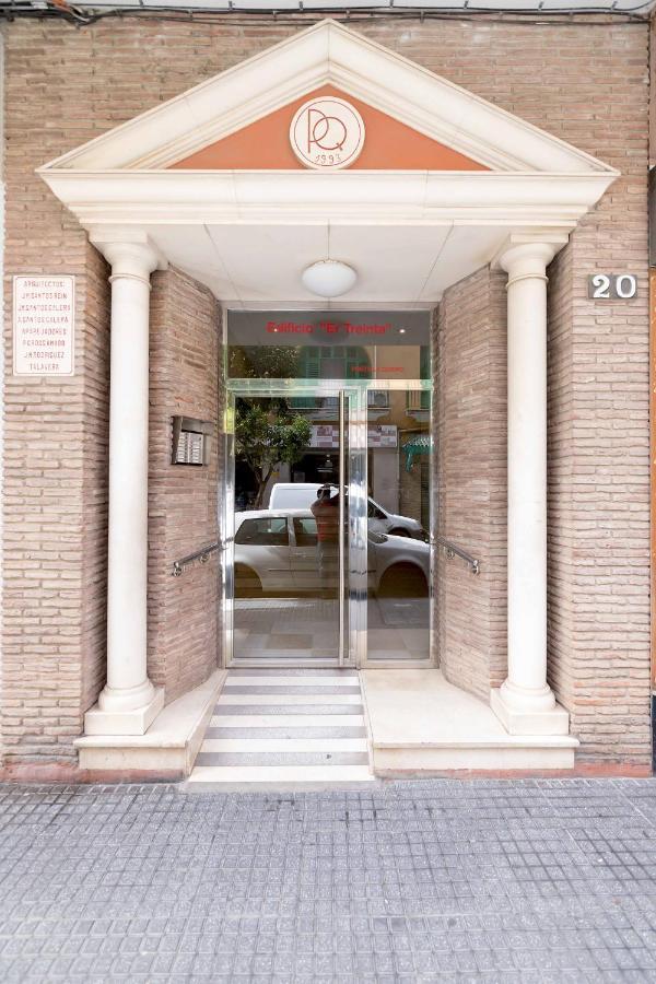 Bhost - La Maestranza Apartment มาลากา ภายนอก รูปภาพ